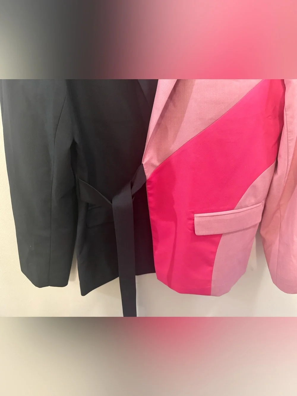 Boohoo Man Blazer Colorblock 2 Tone Pink & Black Belted Jacket Sz 40 Bold Modern